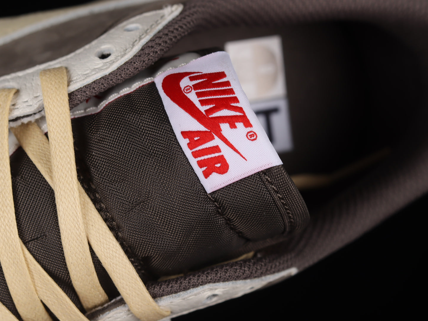 Air Jordan 1 Low OG x Travis Scott ‘Reverse Mocha’