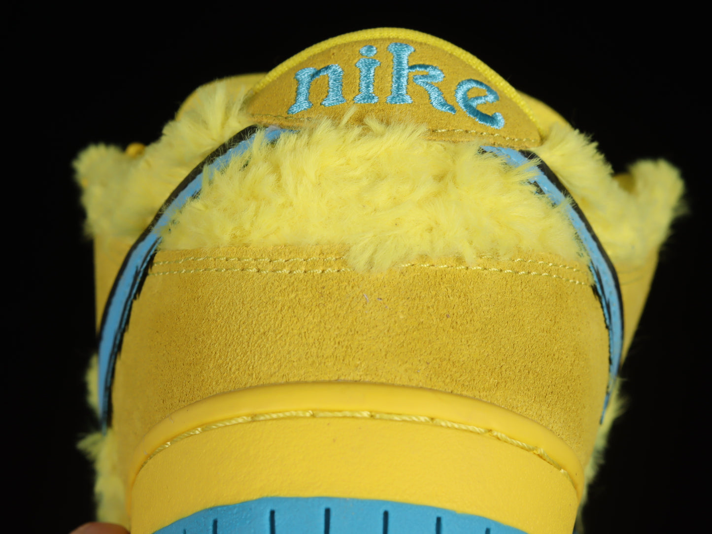 Nike x Grateful Dead SB Dunk Low ‘Yellow Bear’