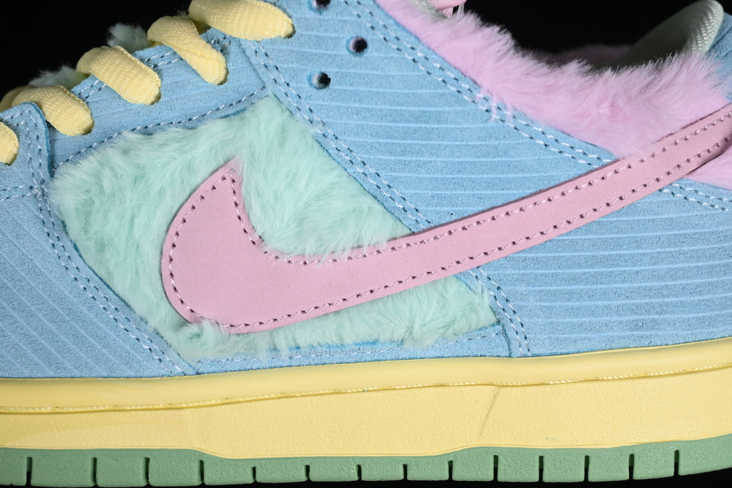 Nike x Verdy SB Dunk Low ‘Visty’