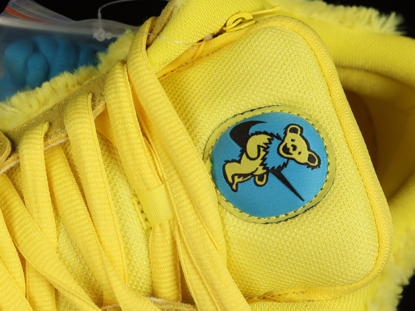 Nike x Grateful Dead SB Dunk Low ‘Yellow Bear’