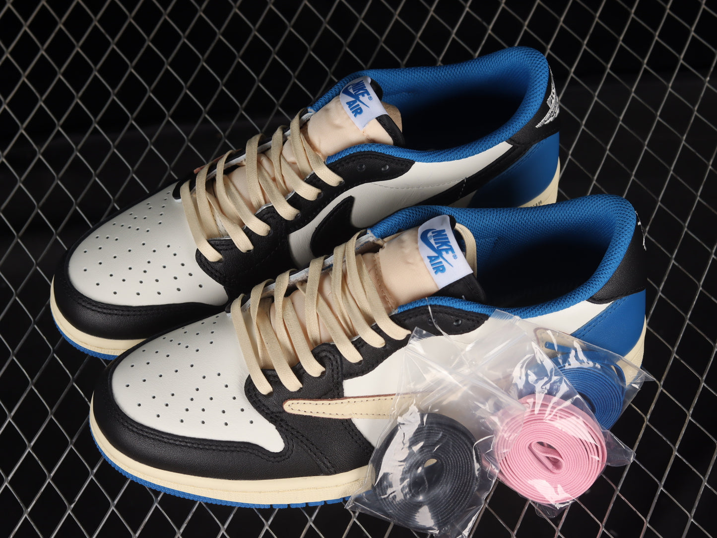 Travis Scott x Fragment x Air Jordan 1 Low OG SP