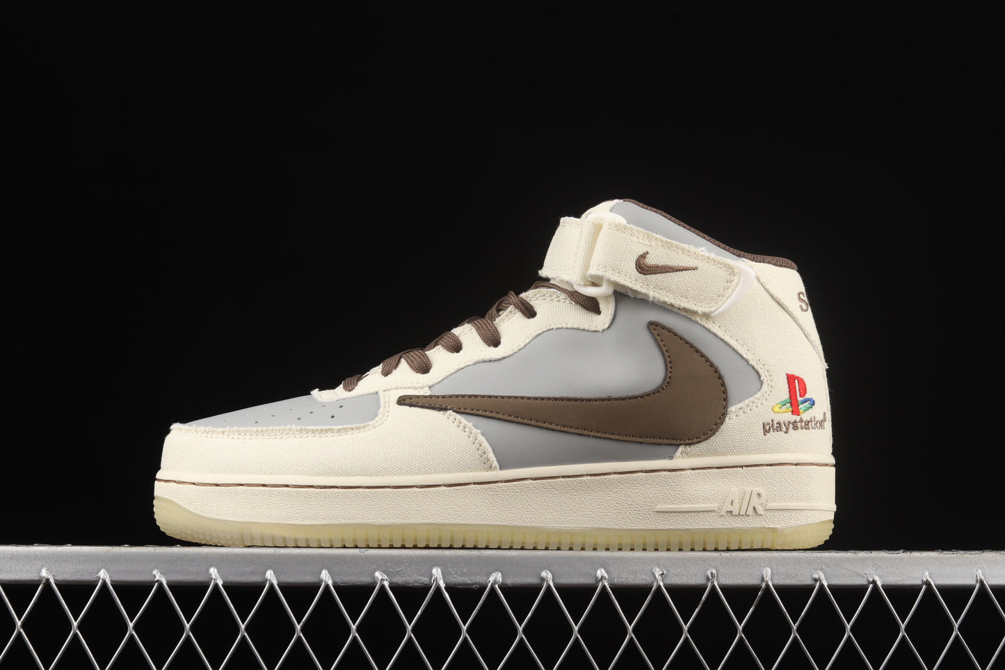 Nike x Travis Scott x PlayStation Dunk ‘Grey White’