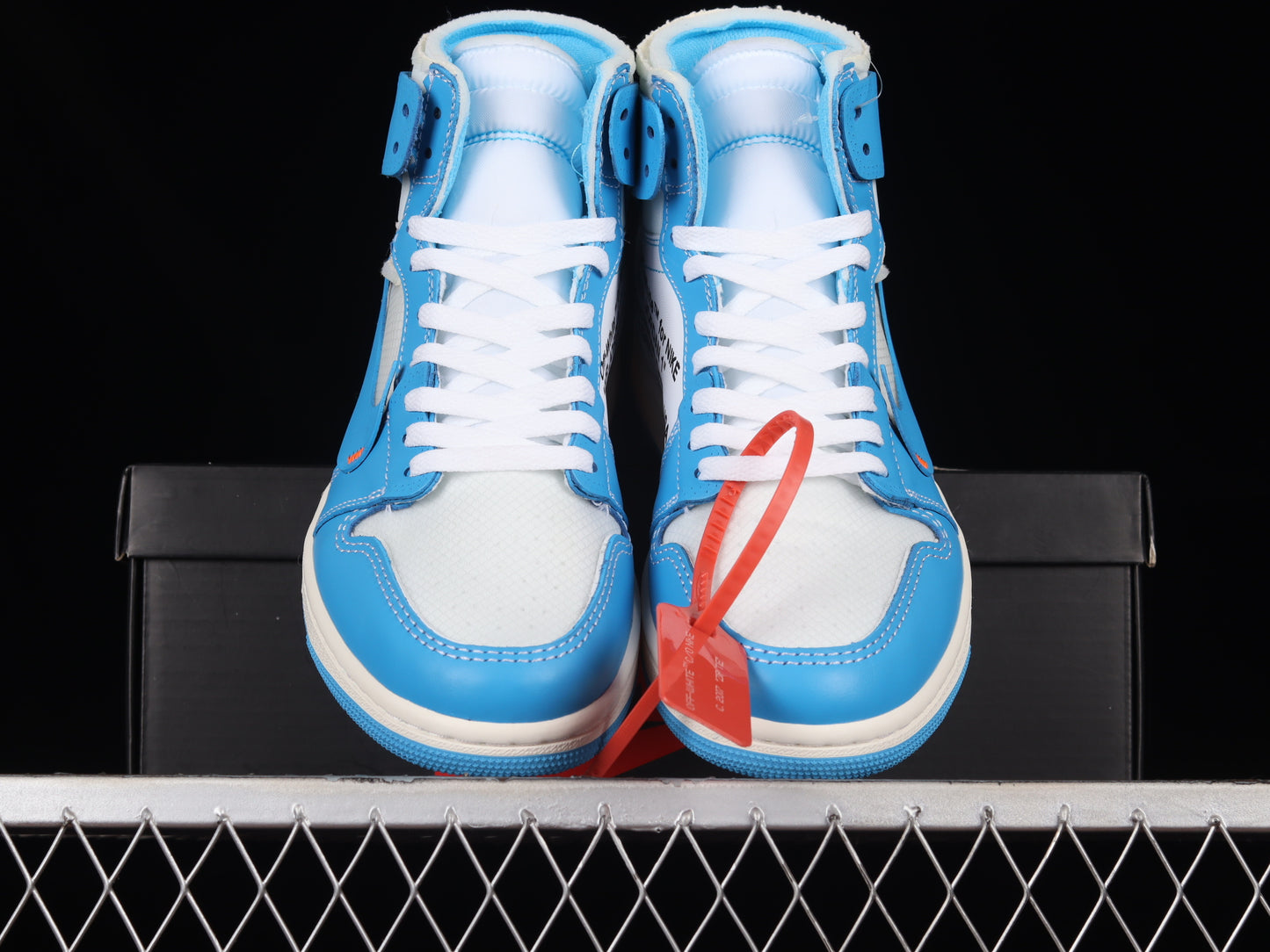 Air Jordan 1 x Off-White Retro High OG ‘UNC’